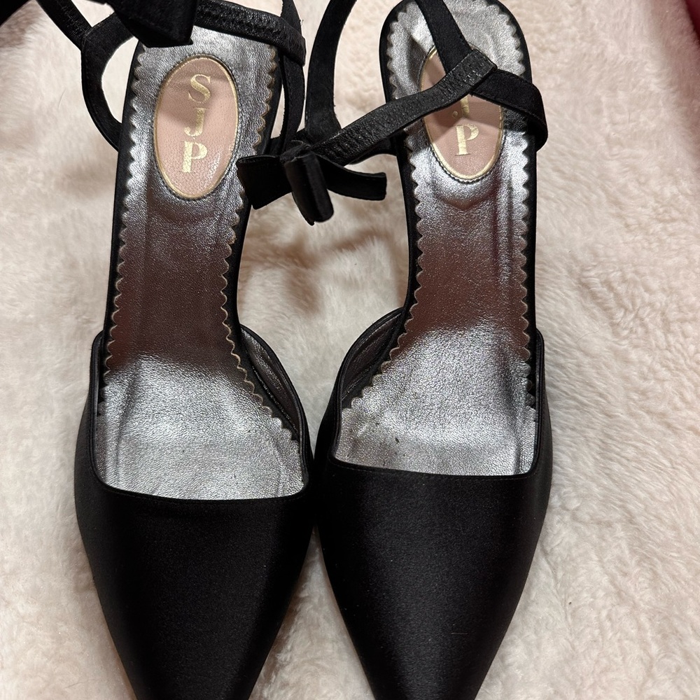 SJP black dress shoes